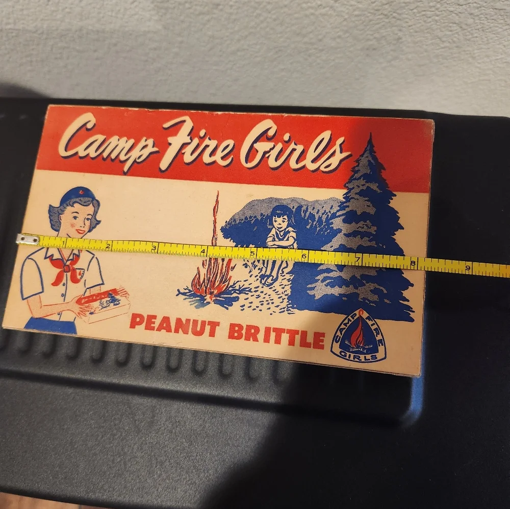 Camp Fire Girls Peanut Brittle Decor - Picture 4 of 6